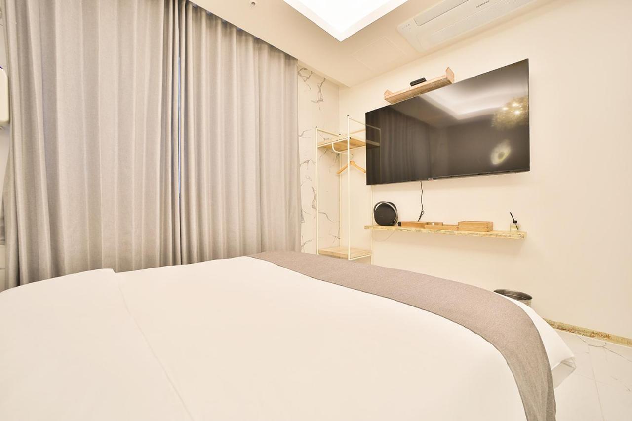 Daegu February Hotel Lions Park Экстерьер фото